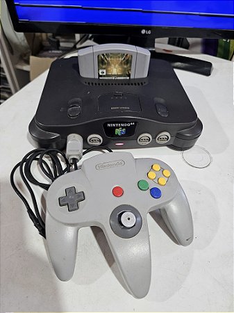 Nintendo 64 um controle um jogo cabo AV e fonte