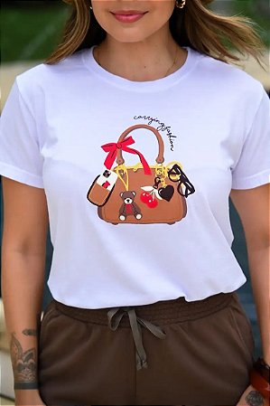 T-shirt Estampada "Carrying Fashion – Tamanho M