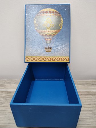 Caixa MDF azul retangular decorada com decoupage balão