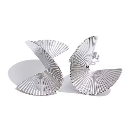 Brinco Plissê | Aço Premium Prateado