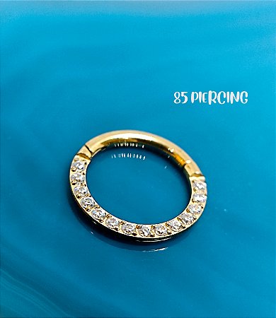 SEGMENTO FRONTAL ZIRCONIAS CRAVEJADAS AÇO 8MM GOLD PVD