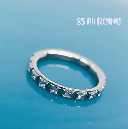 SEGMENTO TITÂNIO ZIRCÔNIAS CRAVEJADAS SQUARE