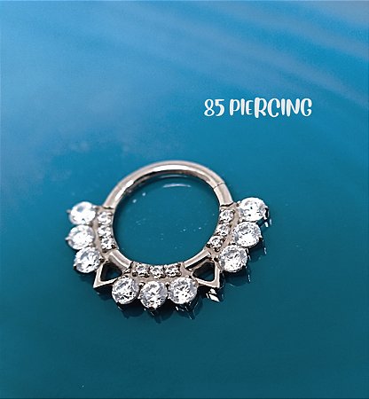 SEGMENTO FRONTAL ZIRCÔNIAS CRAVEJADAS TITÂNIO