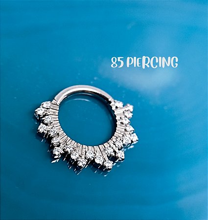 SEGMENTO FRONTAL ZIRCÔNIAS CRAVEJADAS TITÂNIO