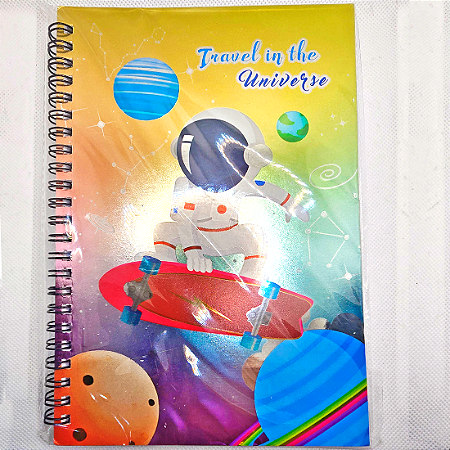 Caderno Tema Espacial com Capa Metalizada