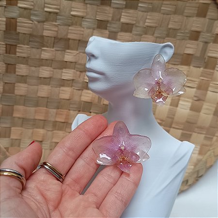 Brinco Pino Serena - Orquídea Natural Preservada em Resina