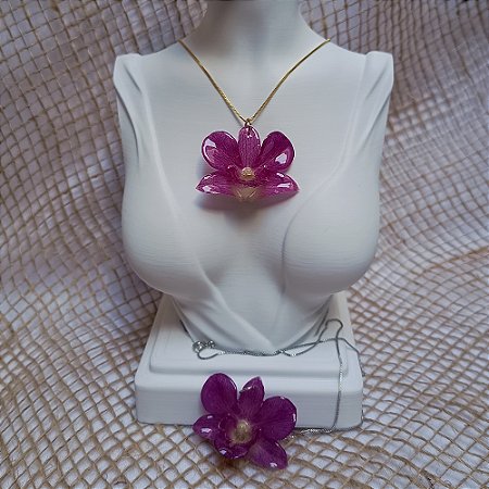Colar Tita - Orquídea Natural Preservada em Resina