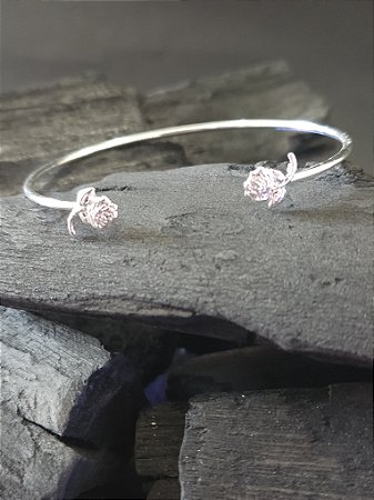 Bracelete Fio  Flor Dupla