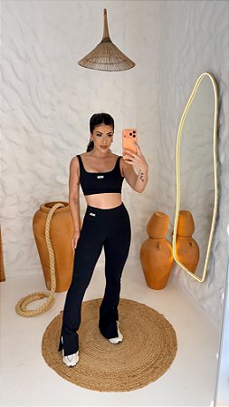Conjunto Flare Preto