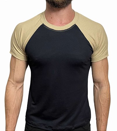 Camiseta Viscolycra manga Raglan em malha canelada