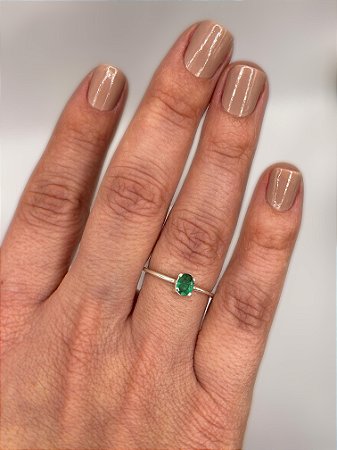 Anel Ajustável Esmeralda Oval Prata 925 - Cura e Relacionamentos