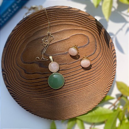Colar Dourado de Quartzo Rosa e Quartzo Verde Redondo - Amor, Relacionamentos e Saúde