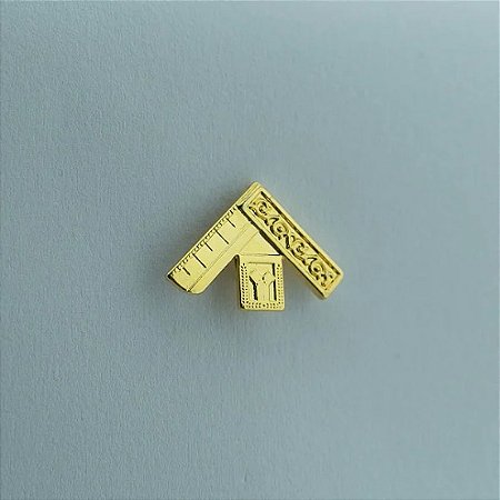 Pin Mini Joia Past Master ou Mestre Instalado Dourado