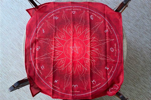 Toalha Cósmica Vermelha Witcharts Para Jogo De Tarot