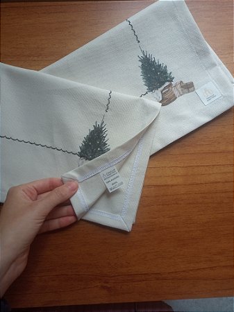 Conjunto de dois lugares americanos estampado pinheiro de natal