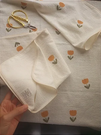 Pano de Prato 45x70 florzinhas amarelas