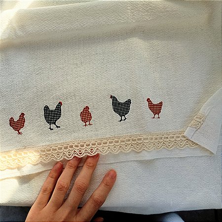 Pano de Prato 45x70 galinhas azul e vermelho