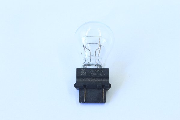 Lampada 2 Polos 12v Lanterna Farol Sylvania 3157k