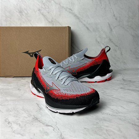 Tenis MIzuno Cinza vermelho