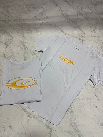 Camiseta Nike Sportwear Olho (Feminino) Branca