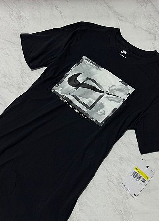 Camiseta Nike Basket Preta