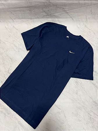 Camiseta nike mini swoosh azul marinho