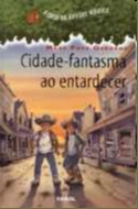 Cidade-fantasma ao Entardecer