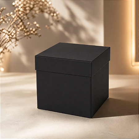 CAIXA RIGIDA PANETONE PRETA 16X16X20CM 1UN