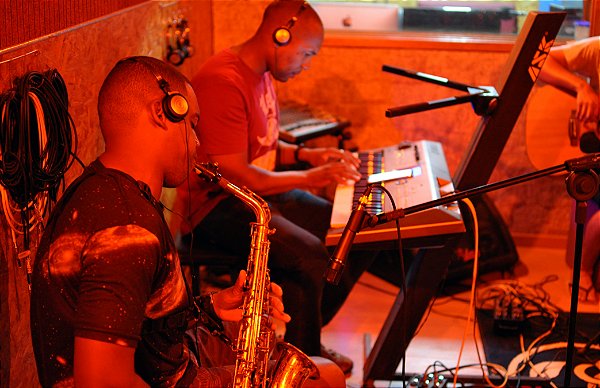 Ensaio de bandas (duas horas)