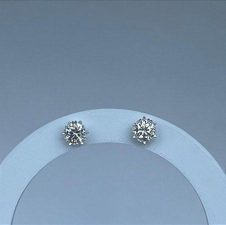 Brinco Pontas Moissanite