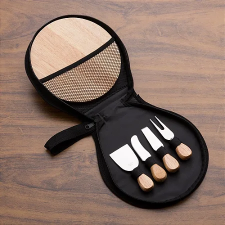 Kit Queijo 5 Peças Personalizado com Tábua de Bambu