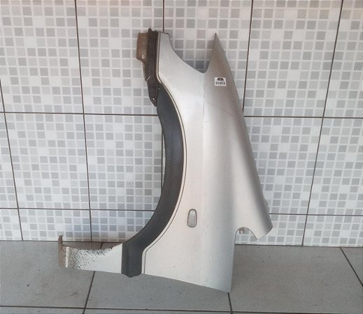 Paralama Lado Esquerdo Chevrolet Zafira 2001-2012/Recuperado