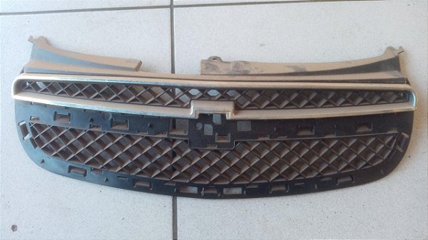 Grade Parachoque  Chevrolet Corsa Classic  2011-2016