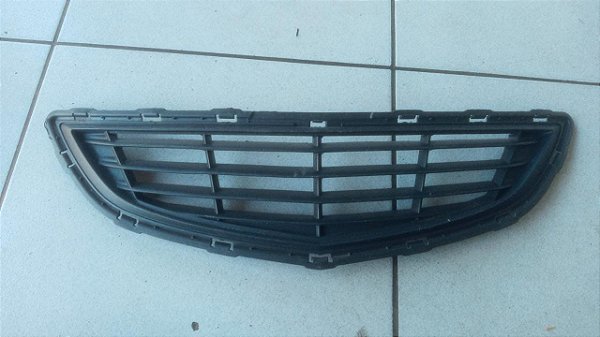 Grade Parachoque Chevrolet  Prisma  2013 2014