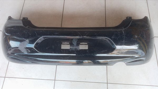 Parachoque Traseiro Nissan March 2014 -2015/Recuperado