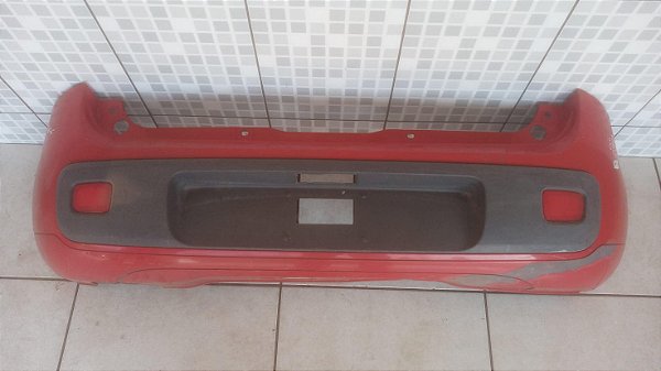 Parachoque Traseiro Fiat Uno Vivace 2013-2014/Recuperado