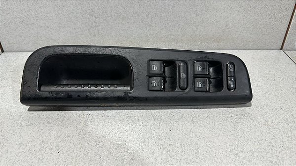 Botoeira Puxador Moldura Porta Motorista Vw Golf 2009 a 2012