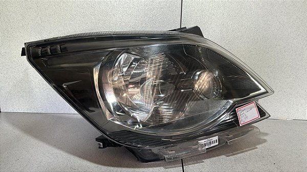 Farol Direito Cobalt Dark Crome 2011 Á 2015 (Paralelo)