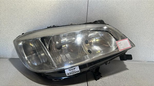 Farol Direito Gm Zafira 2001 a 2012 Paralelo