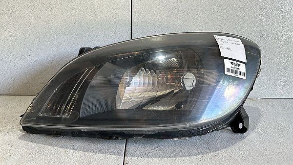 Farol Esquerdo  Gm Celta / Prisma 2007 a 2015(Máscara negra)