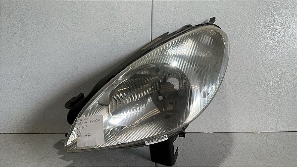 Farol Esquerdo Citroen  Xsara Picasso 2001 a 2007