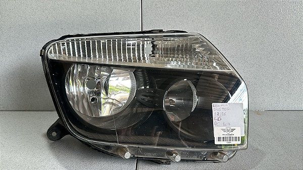 Farol Direito Renault Duster 2012 a 2015 Mascara Negra