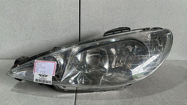 Farol Esquerdo Peugeot 206  2000 a 2009 (Paralelo)