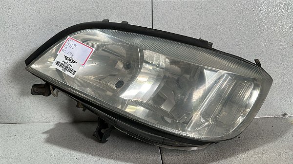Farol Esquerdo GM Zafira 2001 a 2012