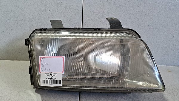Farol Direito  Audi A4 1995 a 1999 Foco Simples Valeo