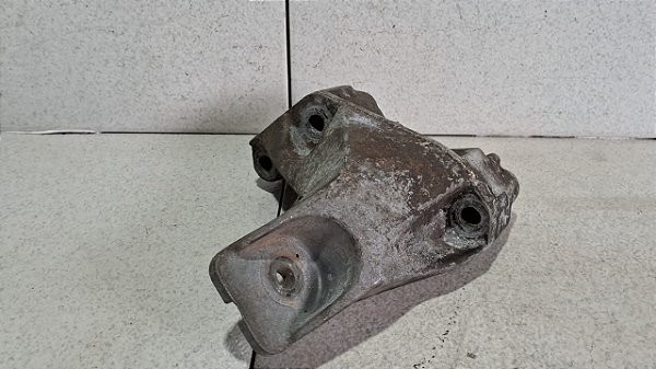 Suporte Bomba Direção Compressor Gm Vectra 2006 a 2012