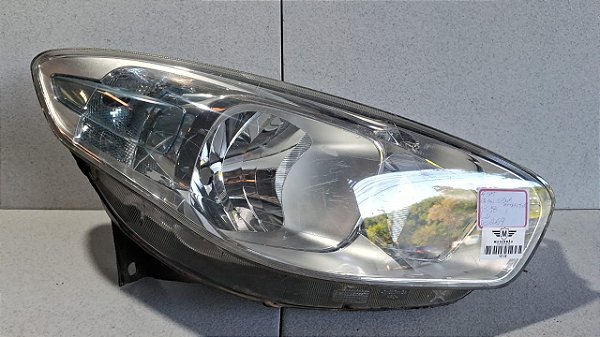 Farol Direito Fiat Grand Siena Attractive  2013 a 2018
