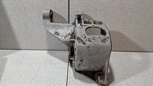 Suporte Bomba hidráulica Vw Polo 1993 a 1999