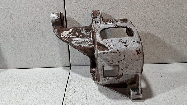 Suporte Bomba hidráulica Vw Polo 1993 a 1999