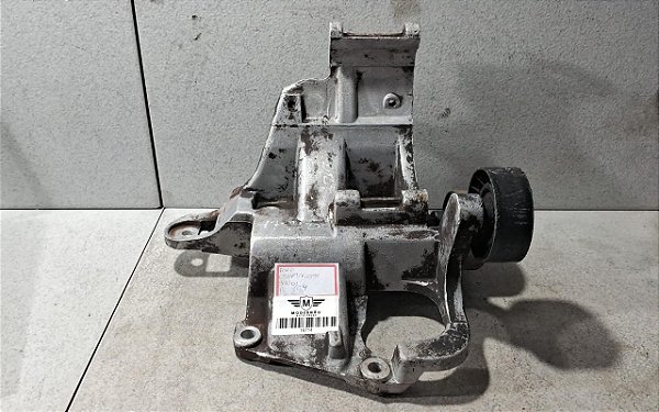 Suporte Alternador Compressor Ford Escort 1997 a 2001